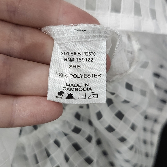 Mele E Pere Women's‎ Puff Sleeve Top Size Medium White Sheer Checkered Coquette - Picture 5 of 8